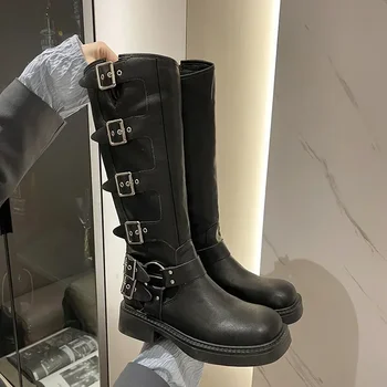 Botas de plataforma alta para mulheres, calçado de motocicleta, salto baixo, punk, gótico, rock, couro, tendência da moda, novo