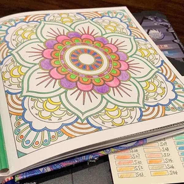 Mandalas Flower Coloring Book para Crianças e Adultos, Alivie Stress, Kill Time, Graffiti Painting, Drawing Art Book, Novo, 24 Páginas, 1 Pc