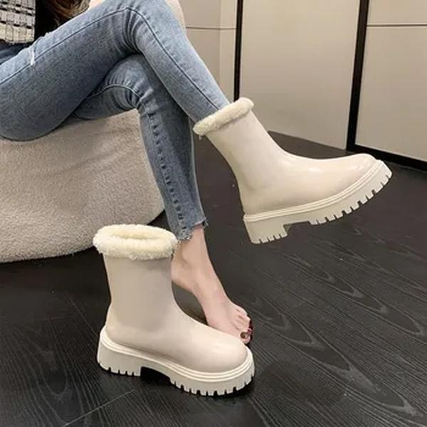 Botas Martin de couro macio branco para mulheres, botas de neve engrossa de veludo, estilo britânico, sola grossa, curta, inverno, novo, 2023