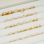 Elegantes anéis empilhadores com strass, cadeia infinita, design nó, strass embutidos, roupas diárias douradas, acessórios do partido, na moda, 30pcs