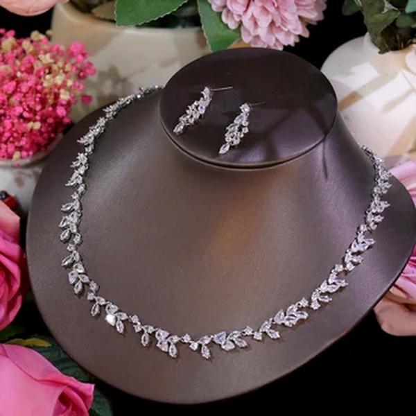 Casamento 2pcs Colar E Brinco Elegante Simples Círculo Bridal Zirconia Jóias Set Para As Mulheres ASNORA Acessórios de dama de honra