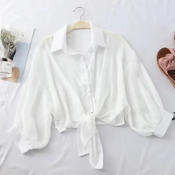 Camisa de meia manga de botão feminina, blusa casual solta oca, roupa branca, monocromática, cintura amarrada, morcego, verão, elegante, 9776