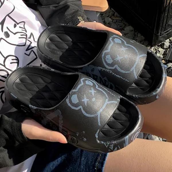 Chinelos para homens, adequados para uso ao ar livre no verão Chinelos de interior antiderrapantes para homens, chinelos de banheiro na moda, legal