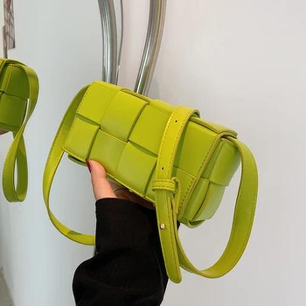 Verde quente tecido pena para baixo acolchoado ombro bolsa feminina luxo à moda náilon acolchoado travesseiro crossbody bolsas com embreagem bolsa