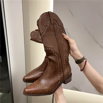 Botas altas de couro cravejadas para mulheres, gótico, curto, cowboy ocidental, salto baixo, luxo, designer, sapatos de rock novos, vintage, 2023