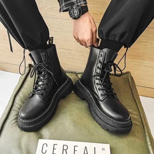 Botas de aumento de altura respirável masculinas, botas de couro versáteis, sola grossa, antiderrapante, nova tendência, primavera, 2022