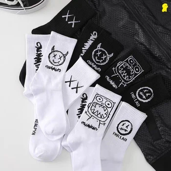 Anime Devil Grimace Meias de algodão masculino e feminino, Harajuku, Preto, Branco, Graffiti Fashion, Longo, Engraçado, Hip Hop, Sox, Unissex