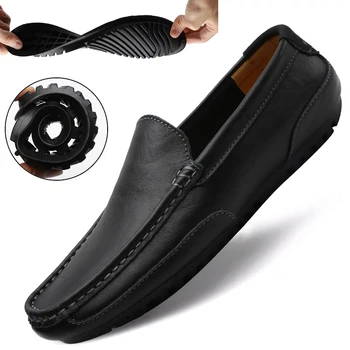 Mocassins de couro preto italiano masculino, sapatos de escorregar, tênis formal, mocassins casuais, sapatos masculinos para dirigir, moda luxuosa, 2024