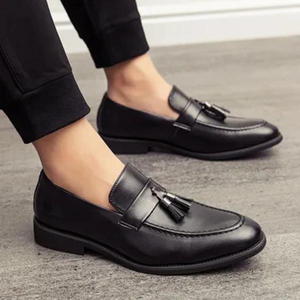 Mocassins de couro respirável casual masculino, Sapatos de escritório, Mocassins de condução, Deslizamento confortável no sapato Tassel