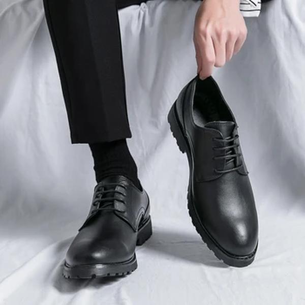 Sapatos masculinos de couro casual, tênis casual e formal, tênis Derby para dirigir e negócios, vestido preto, outono, 2024