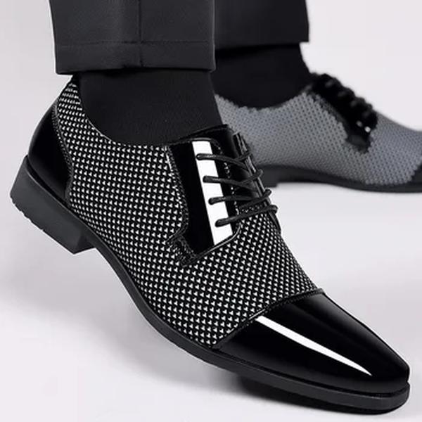 Sapato de vestido Oxfords clássico masculino, sapato de couro envernizado, com renda, couro preto formal, festa de casamento, tendência, 2023