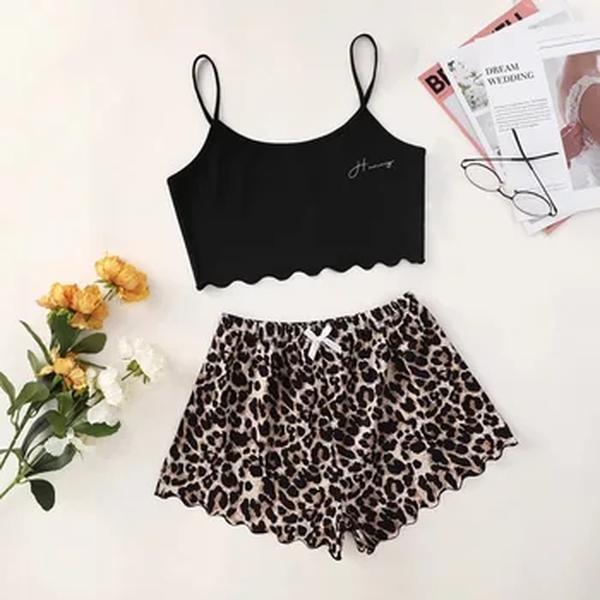 Sexy conjunto de pijamas com estampa leopardo feminino, pijama com decote em v, Homewear feminino, top sem mangas e shorts, shorts sling, fofo, novo